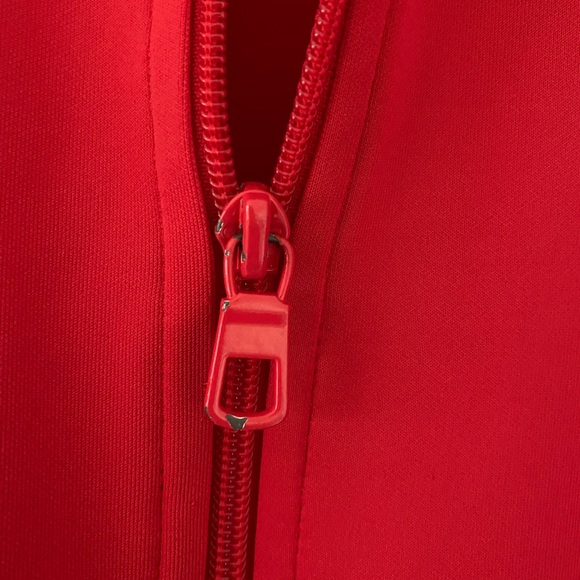 Red Jacket - Picture 5 of 7